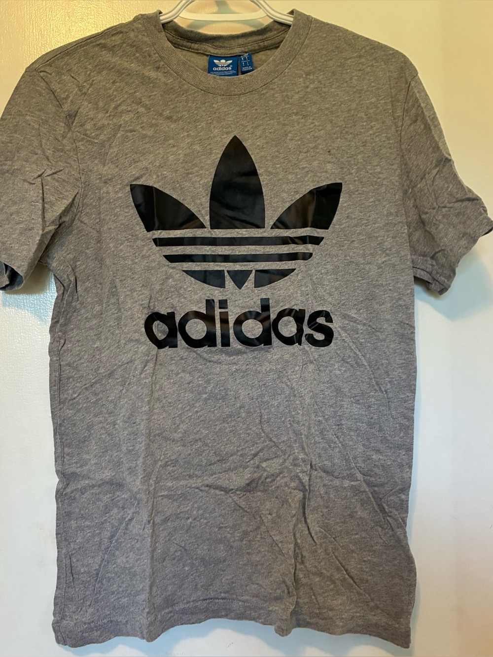 ADIDAS TSHIRT